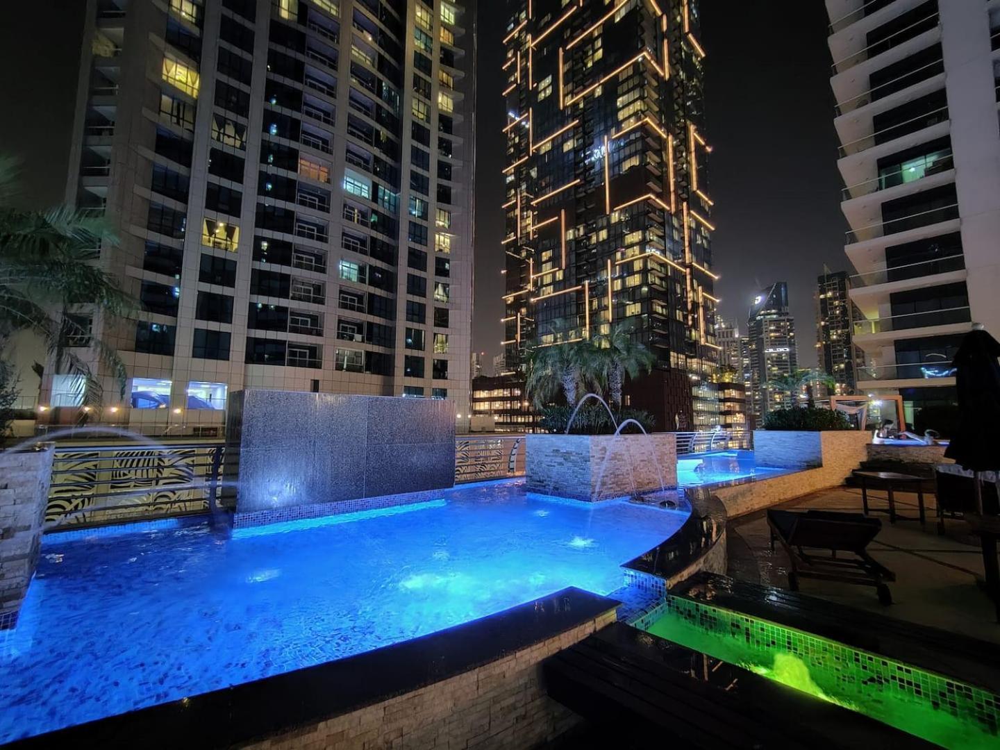The Penthouse On 71St Floor Apartment Dubai Exterior photo