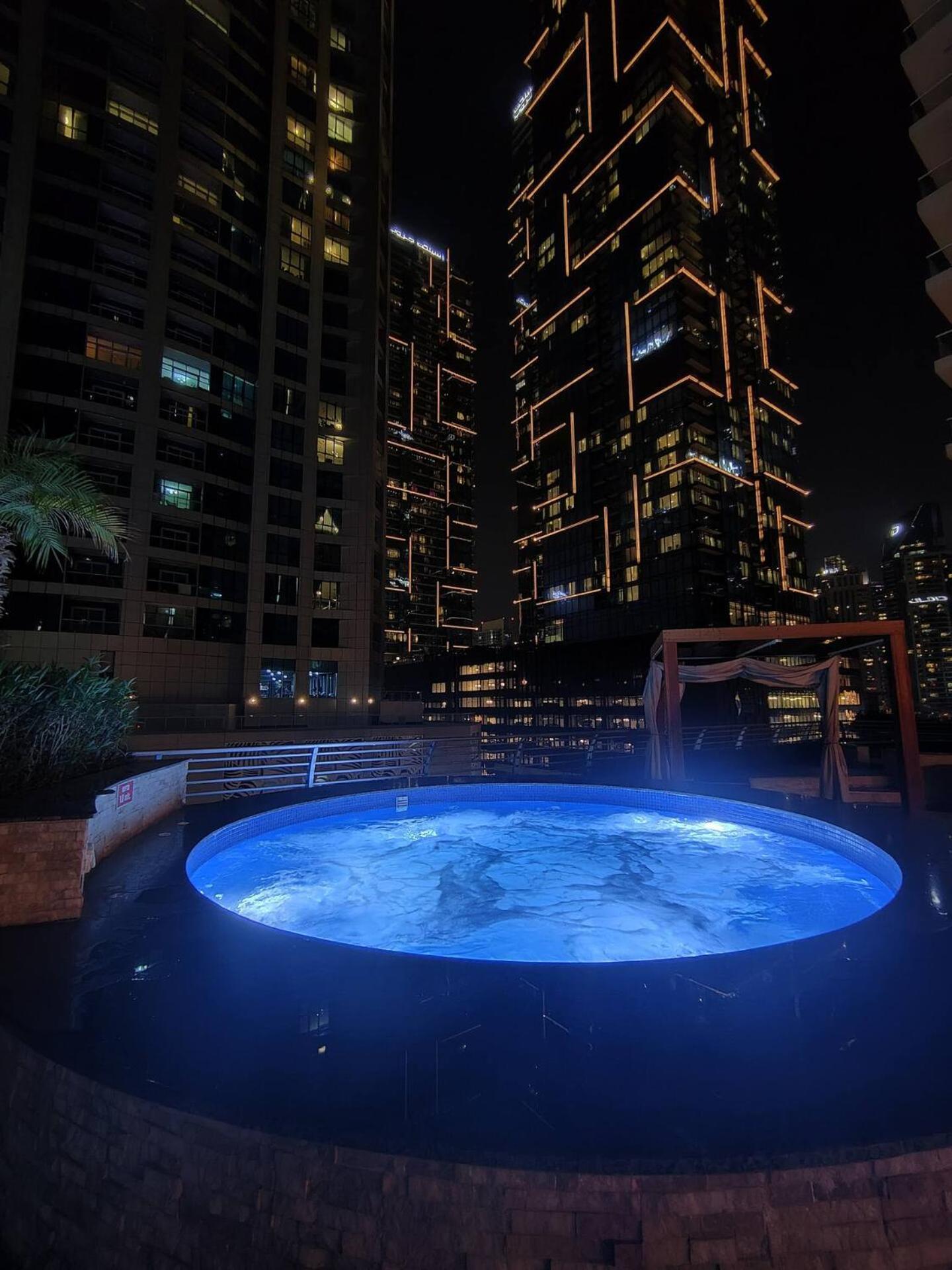 The Penthouse On 71St Floor Apartment Dubai Exterior photo
